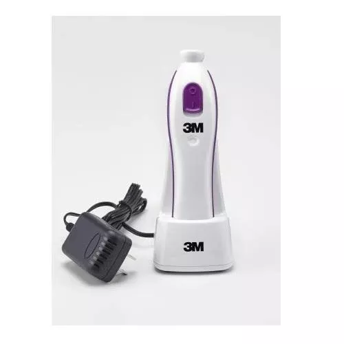 3M Surgical Clipper Kit Pivoting Head 160 Minute Run Time Surgical Clipper Starter Kit w/ 1 Clipper Blade, 3M 9667L-KT