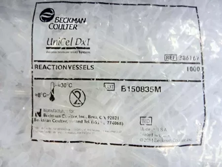 Beckman Coulter Reaction Vessel UniCel DxI For UniCel DxI 800, DxI 600 and DxC 880 Systems - M-795300-3257 - Bag of 1000