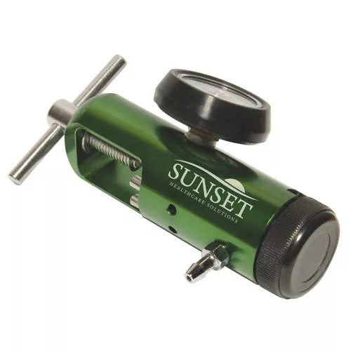 CGA 870 Style Regulator - 0-15 LPM (Barbed Outlet)