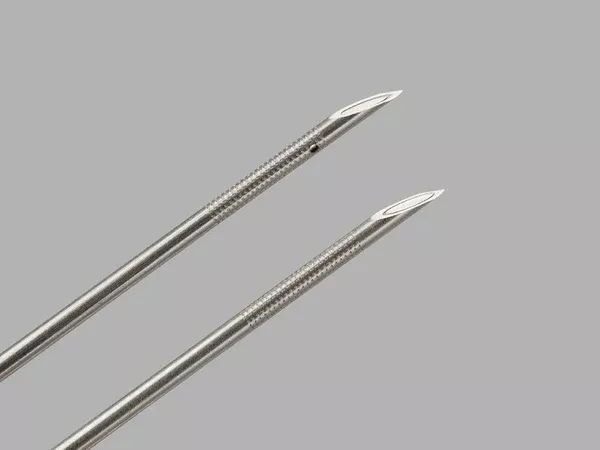 Cook Medical Amniocentesis Needle EchoTip 20 Gauge 15 cm Length - M-1121028-4453 - Box of 10