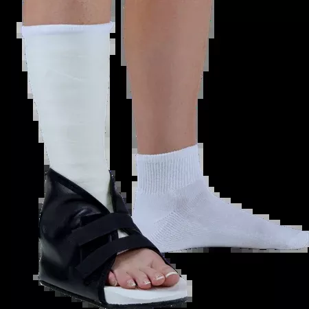 Deroyal IndustriesBoot Cast EZ-Walk Vinyl Black 10x4.75" Size Medium Ea (2005-03)