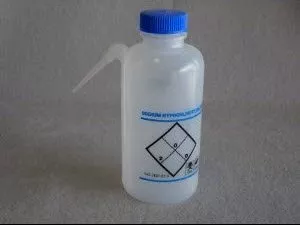 Fisher Scientific Safety Wash Bottle Sodium Hypochlorite Label / Easy Squeeze LDPE 500 mL (16 oz.) - M-794543-2767 - Box of 6